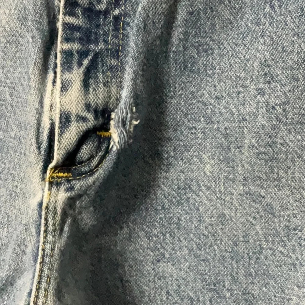 Wrangler - Picture 2 of 7